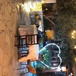 Floger World Szálloda Vlora