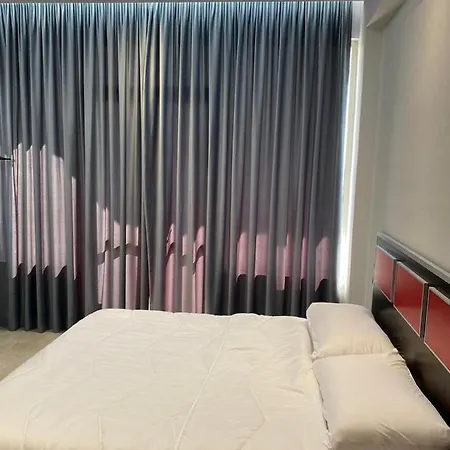 Floger World Hotel Vlorë